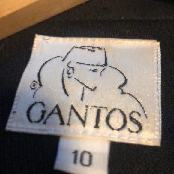 Stylish Military style women’s jacket fully lined, one button missing at neck. - Picture 3 of 7